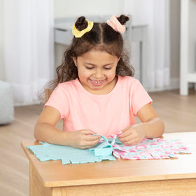 Melissa & Doug illustrated instructions spark creativity and step-by-step guidance.