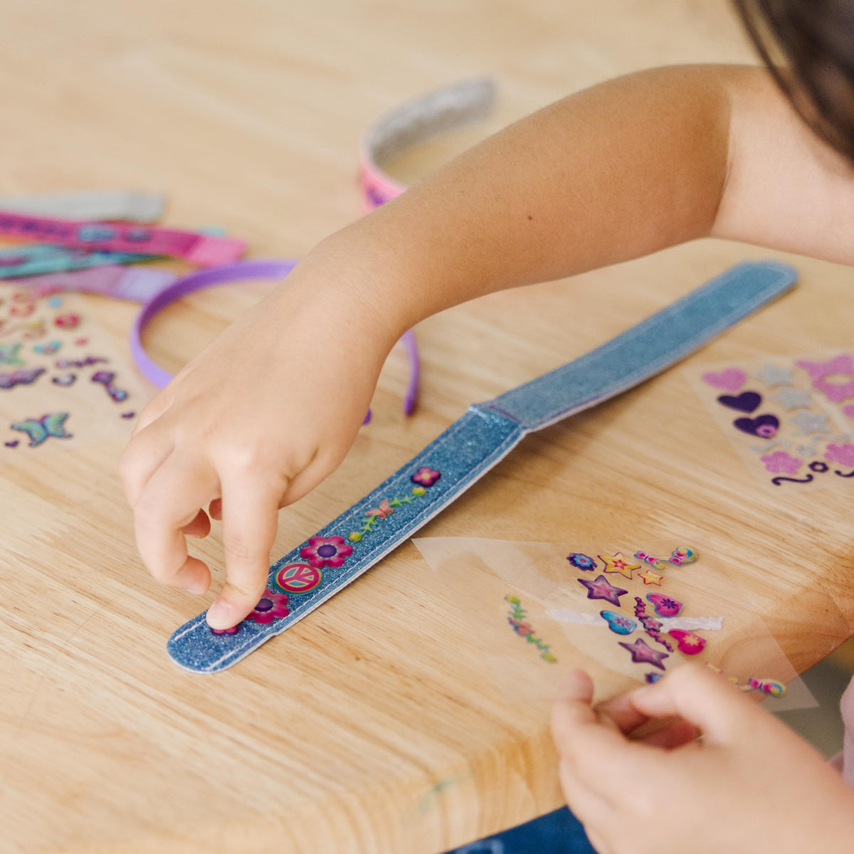 Melissa & Doug kids crafting table activity; family-friendly arts and crafts.