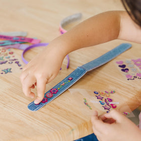 Melissa & Doug kids crafting table activity; family-friendly arts and crafts.