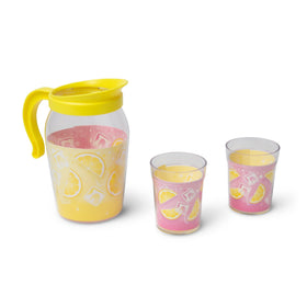 Melissa & Doug clear glasses designed for little hands during pretend play.