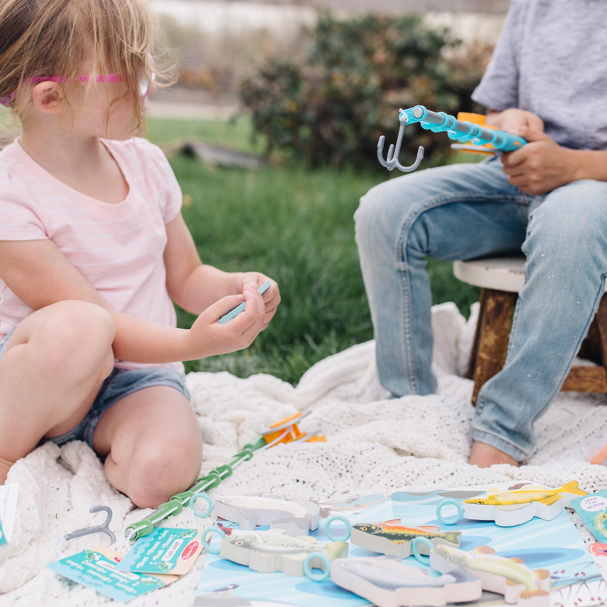Melissa & Doug Lets Explore activity cards for guided play
