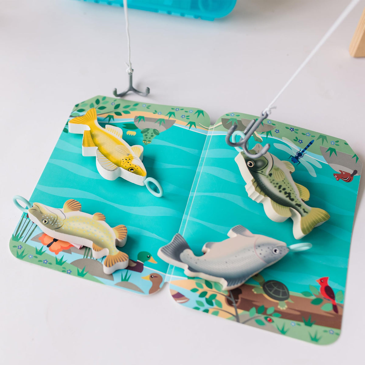 Melissa & Doug Lets Explore wooden fish for colorful pretend catches