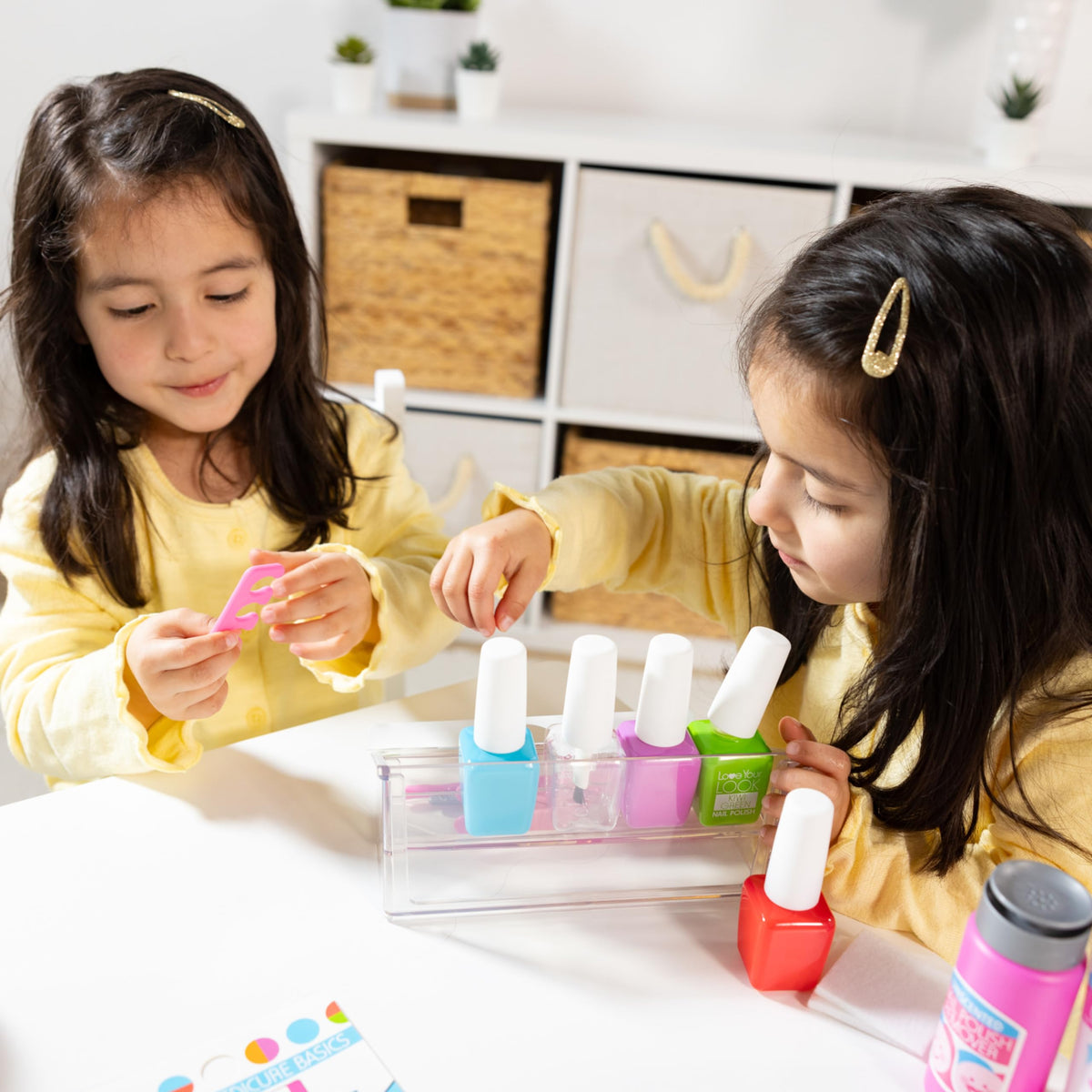 Melissa and Doug Love Your Look soaking bowl for pretend spa moments.