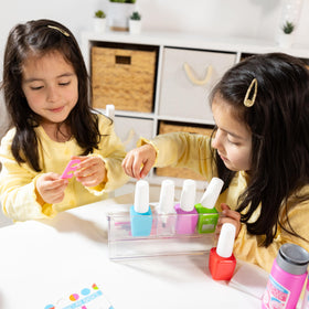 Melissa and Doug Love Your Look soaking bowl for pretend spa moments.
