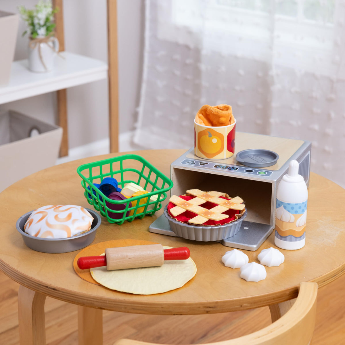 Melissa & Doug Make and Bake pies activity card guides kids through steps and storytelling