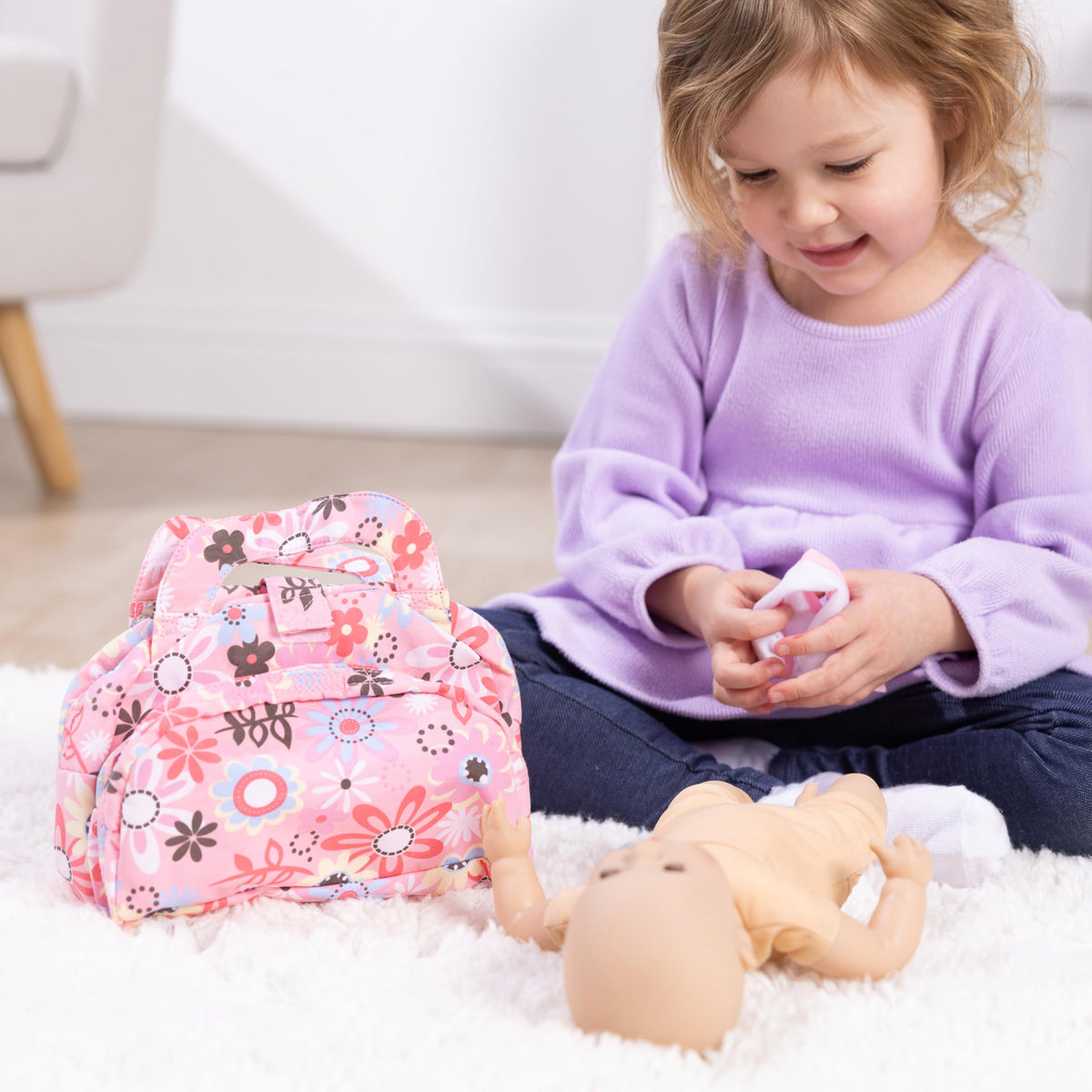 Melissa and Doug Mine to Love two-compartment design keeps supplies organized