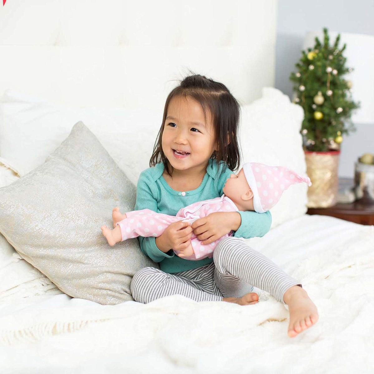 Luke & Lucy dolls from Melissa & Doug with eyes that open and close for lifelike moments.