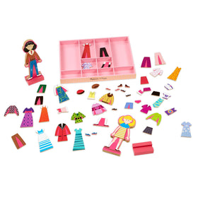 Sturdy wooden storage tray keeps pieces organized.