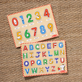 Melissa & Doug Numbers board visually links quantities to counted items.