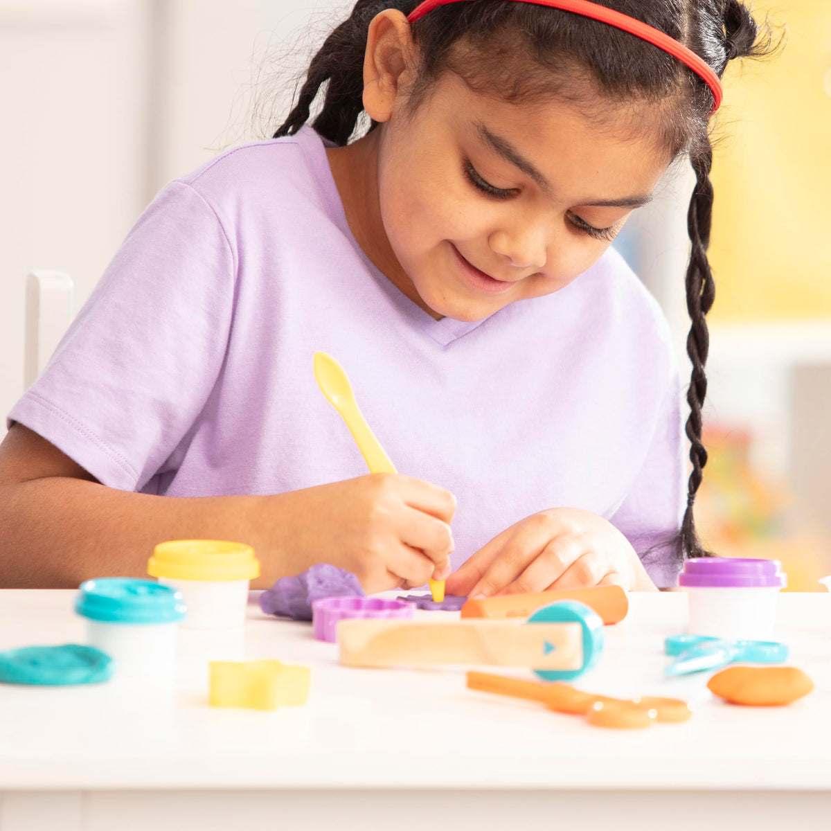Melissa & Doug open-ended play setup promotes screen-free crafting fun