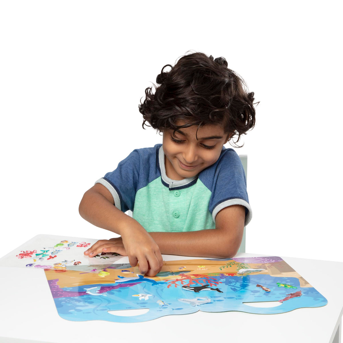 Melissa & Doug travel case keeps all puffy stickers tidy