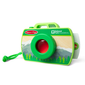 Melissa & Doug Rocky Mountain camera front view inspires imaginative exploration