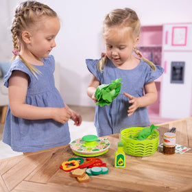 Melissa & Doug lettuce leaves peel away for tactile, hands-on salad prep