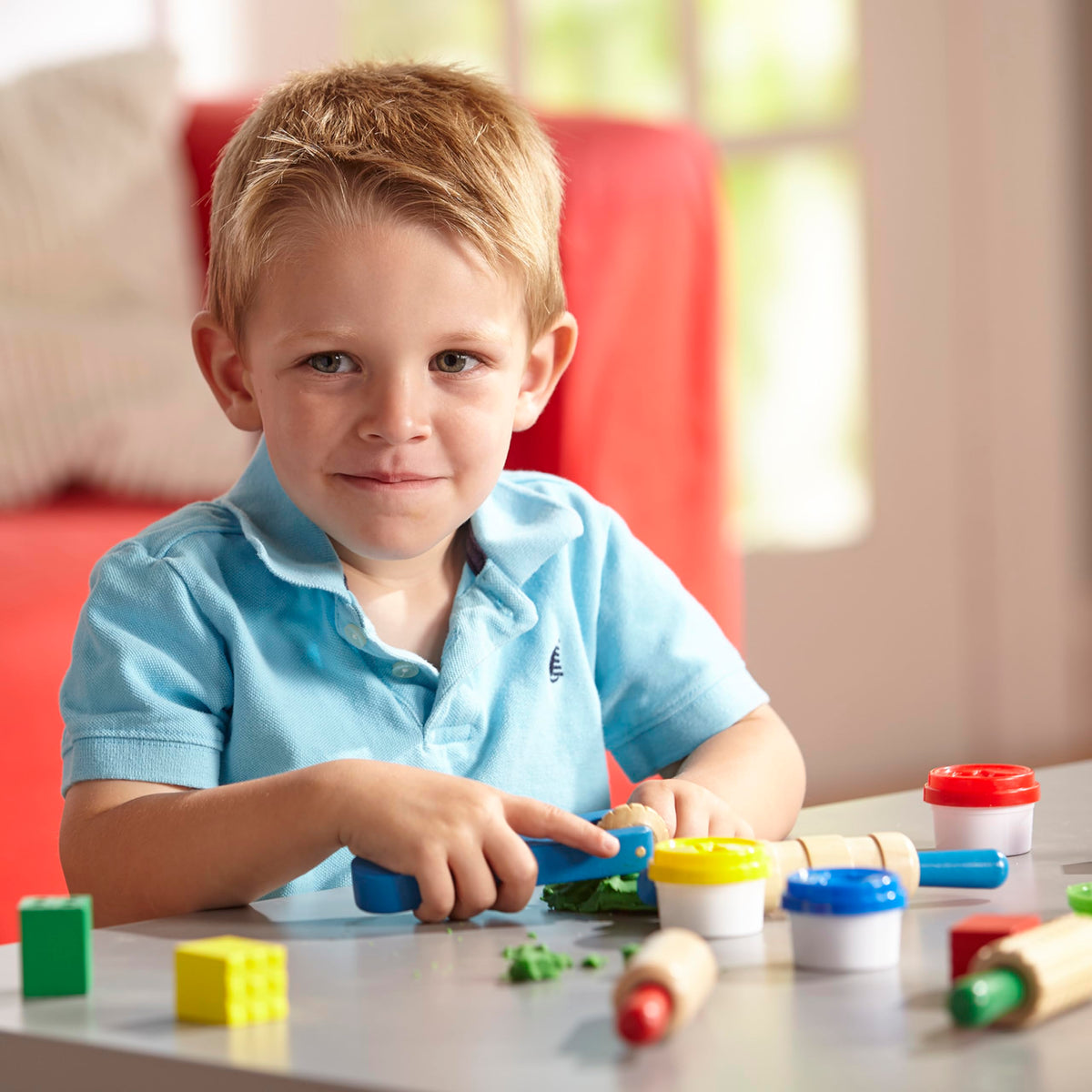 Melissa & Doug screen-free play option for quiet, hands-on crafting