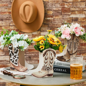 Memorywuu cowgirl boot party box showcases rustic elegance for celebrations.