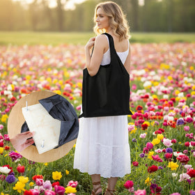 MeRGBWLife portable tote bag keeps the press kit organized for indoor or outdoor crafting