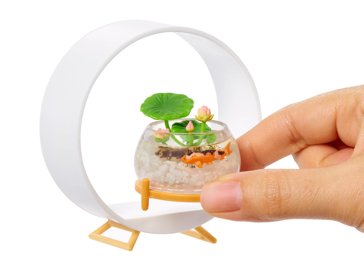 MGA's Miniverse Nature Series 2 flowers add colorful charm to shelves.