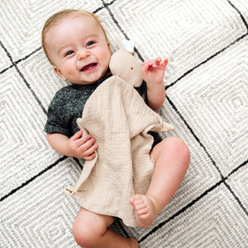 Mikito Lovey features sturdy stitching ideal for gentle snuggles and daily use.