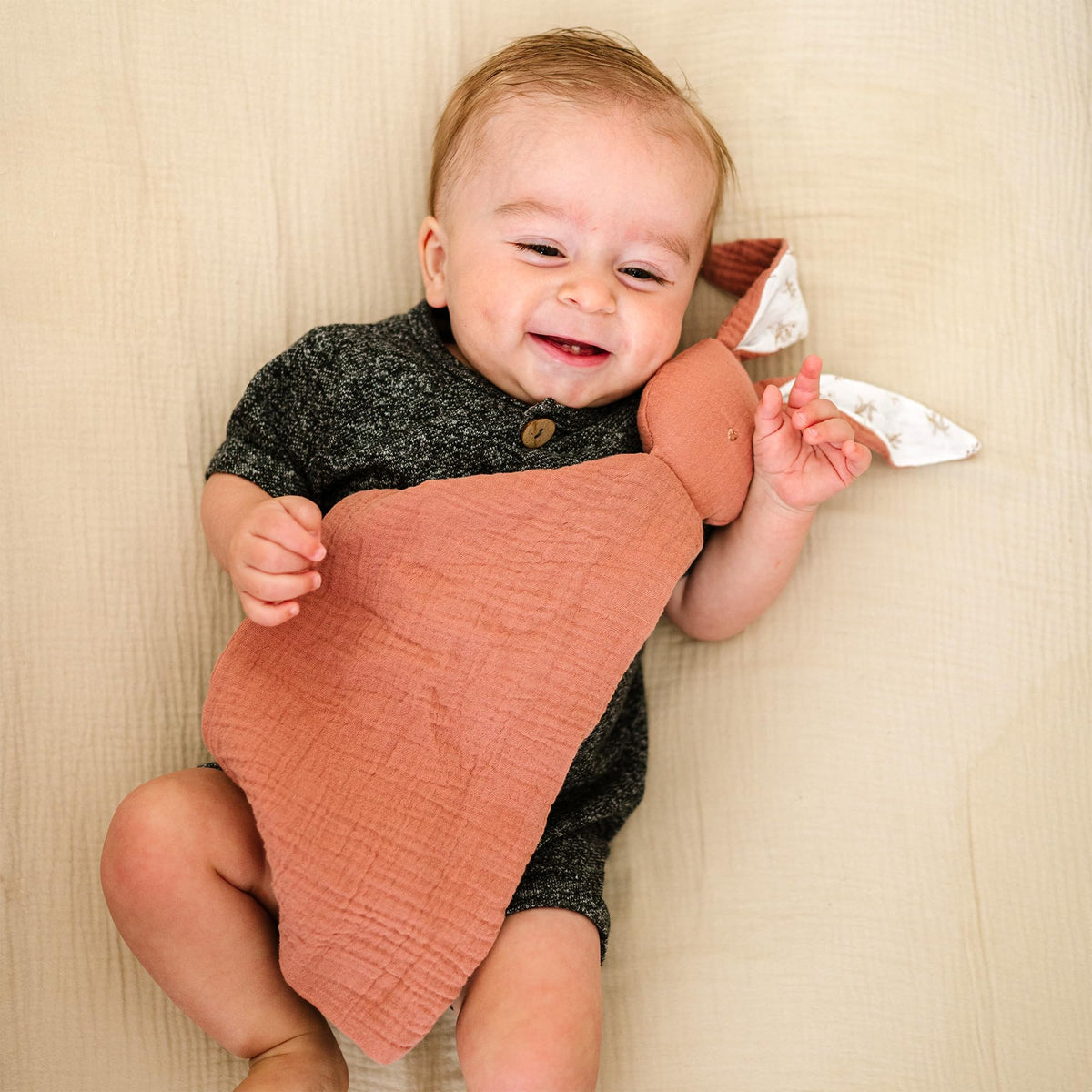 Mikito Lovey Bunny suits both boys and girls as a unisex gift.