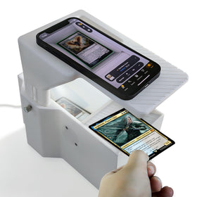 MildLion Scanstand shows card-centering for standard MTG cards.