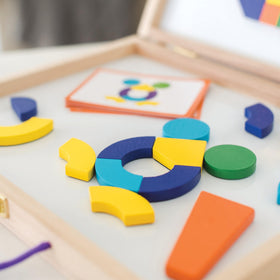 Vivid MindWare magnets encourage creative free-play and exploration