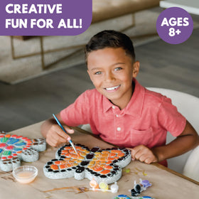 MindWare outdoor painting kit includes 12 paints for blending and color accents.