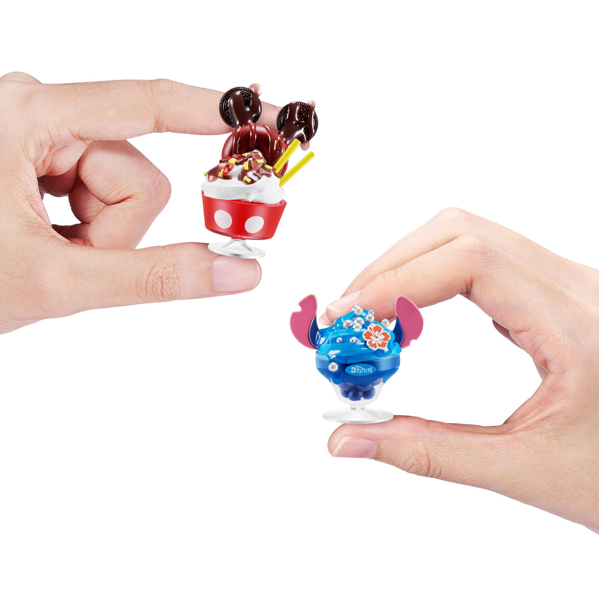 Gift idea: Mini Brands Create Disney Snacks perfect for Disney fans and collectors.