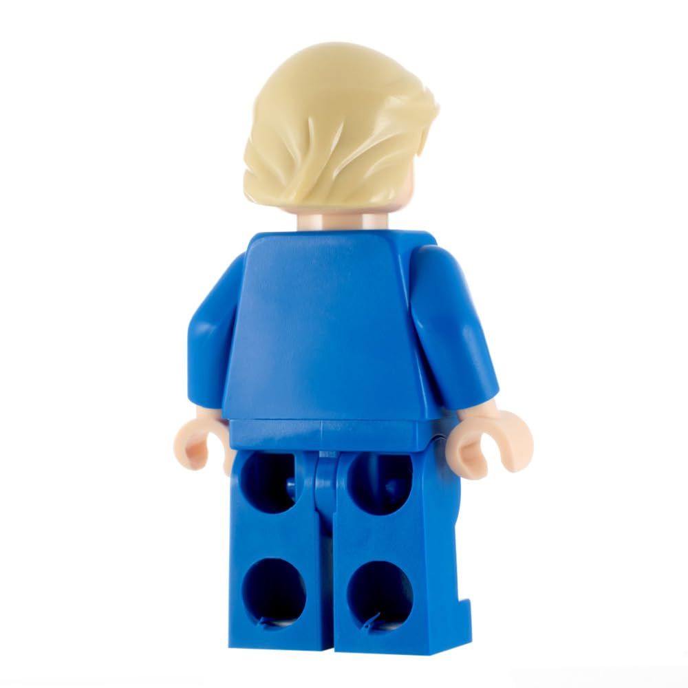 Minifigures Comic-Con packaging adds elite presentation for gifting.