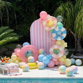 MiniInflat PVC beach balls are durable for summer fun.