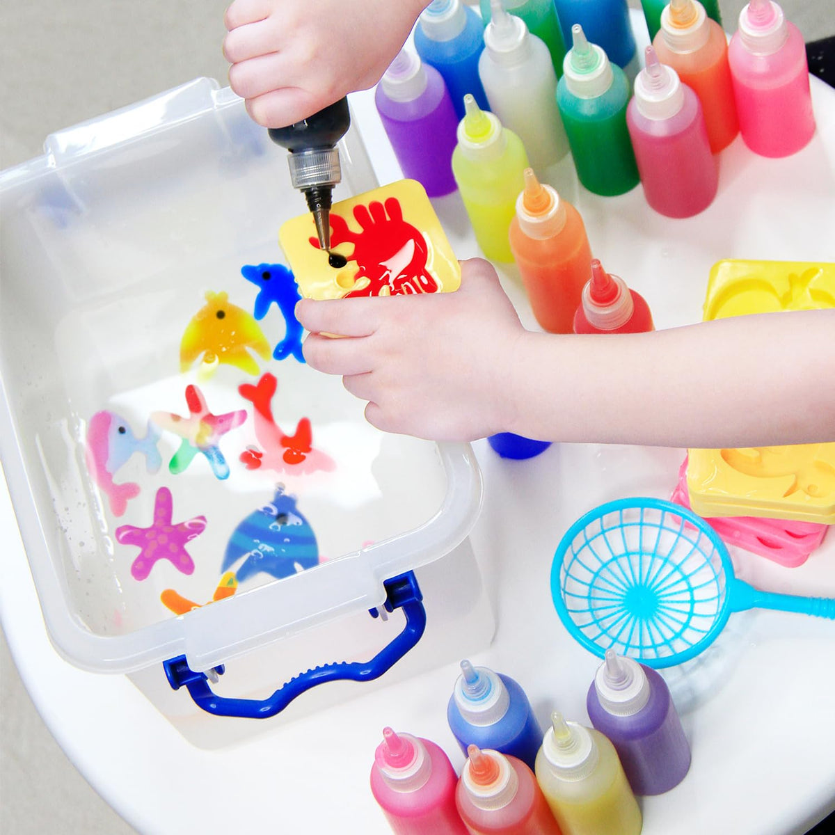 MINISENTIALS Magic Water Elf Kit natural seaweed gel for safe play.