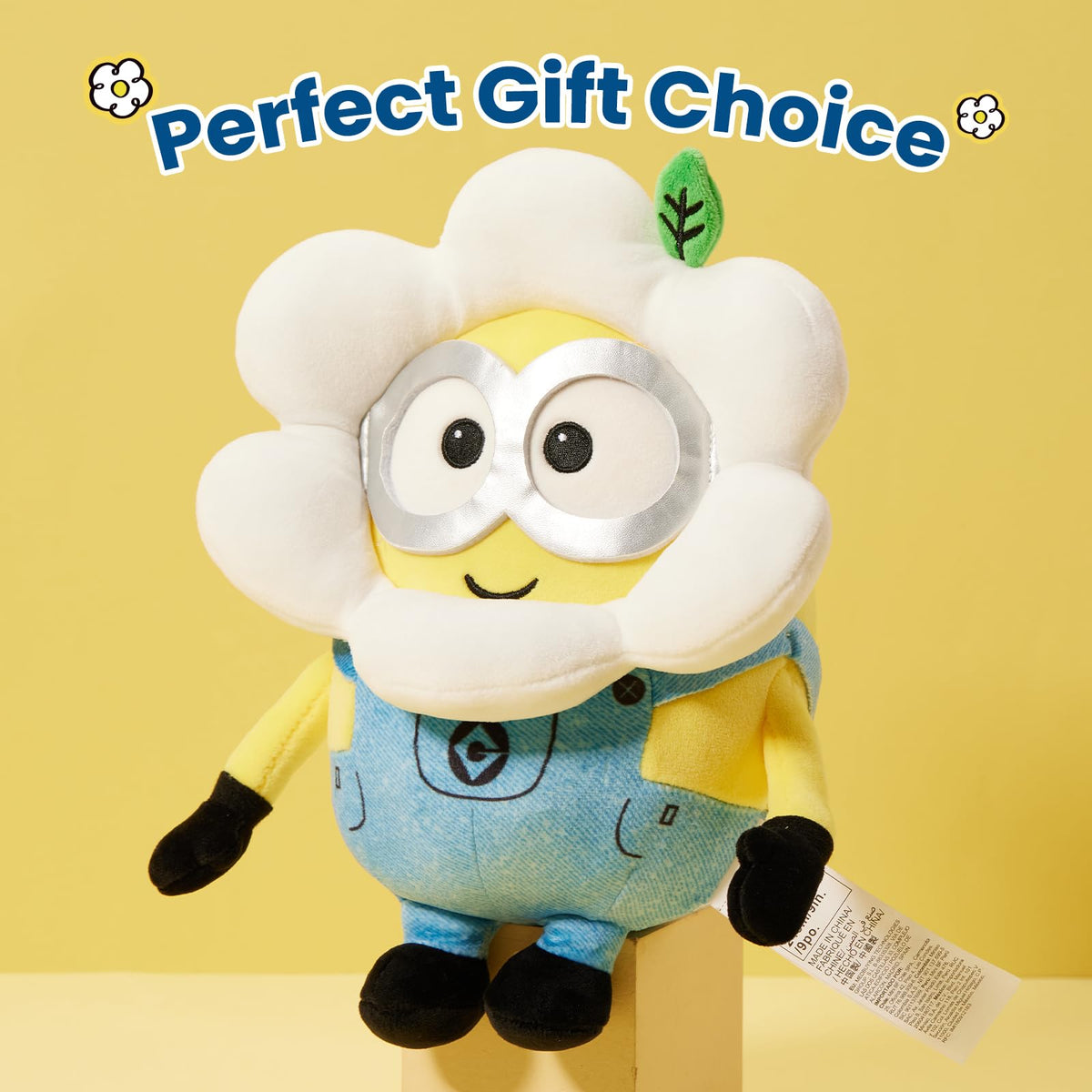MINISO Daisy Minions plush bedside view, adds playful charm to a kid's room.