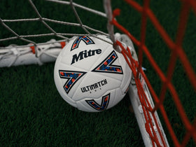 Mitre ULTIMATCH size 5 suitable for competitive youth and adult play.