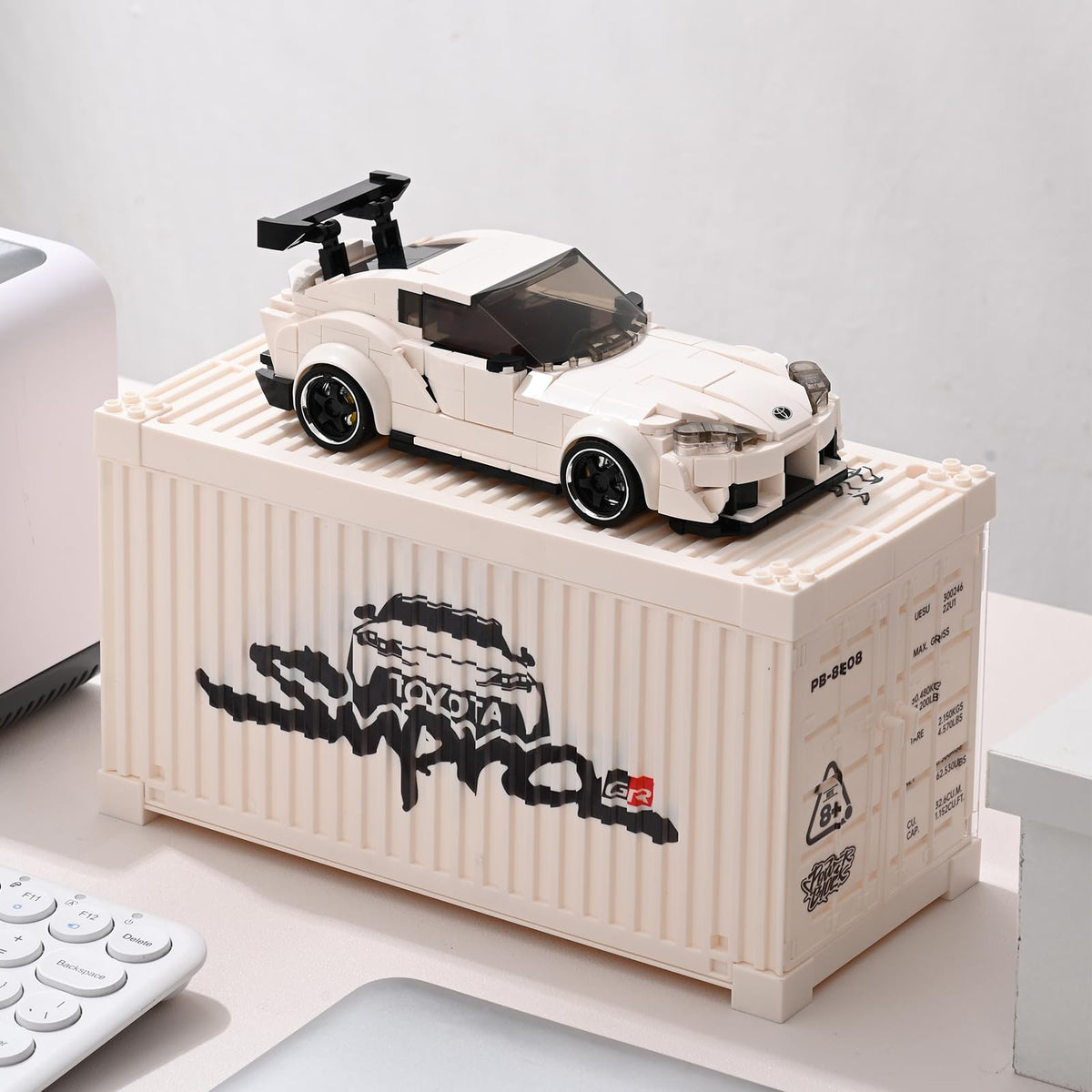 MOCBROPCS classic black and white color scheme brings the Supra to life