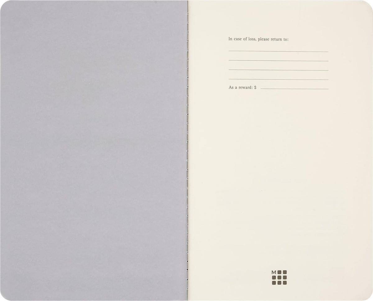 Moleskine NASA Cahier rounded corners for comfortable handling.