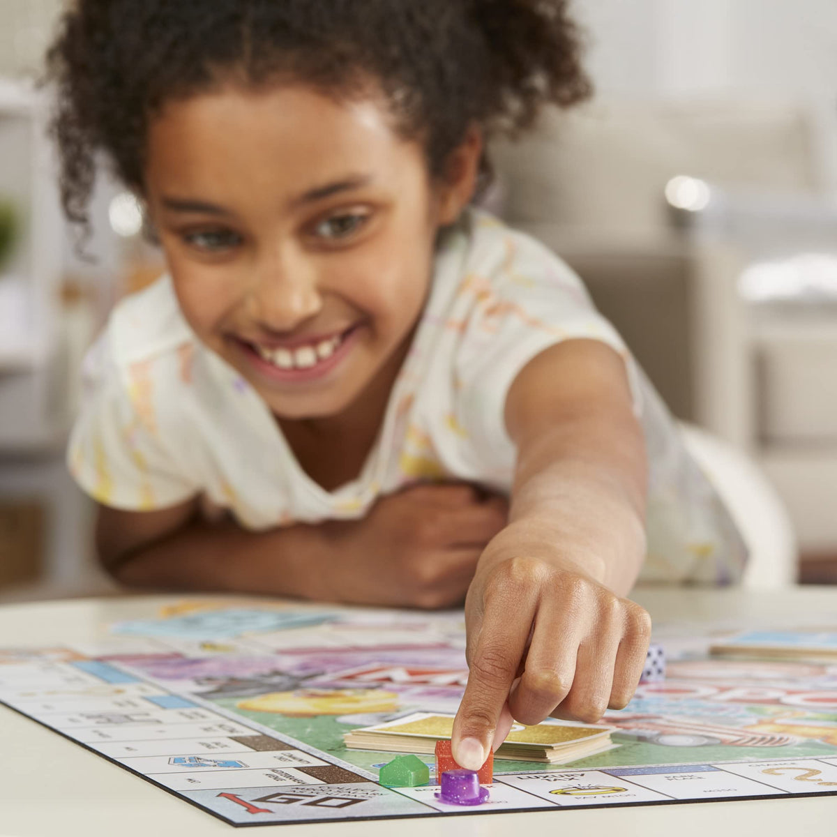 Monopoly Sparkle Edition gift-ready packaging for family game night.