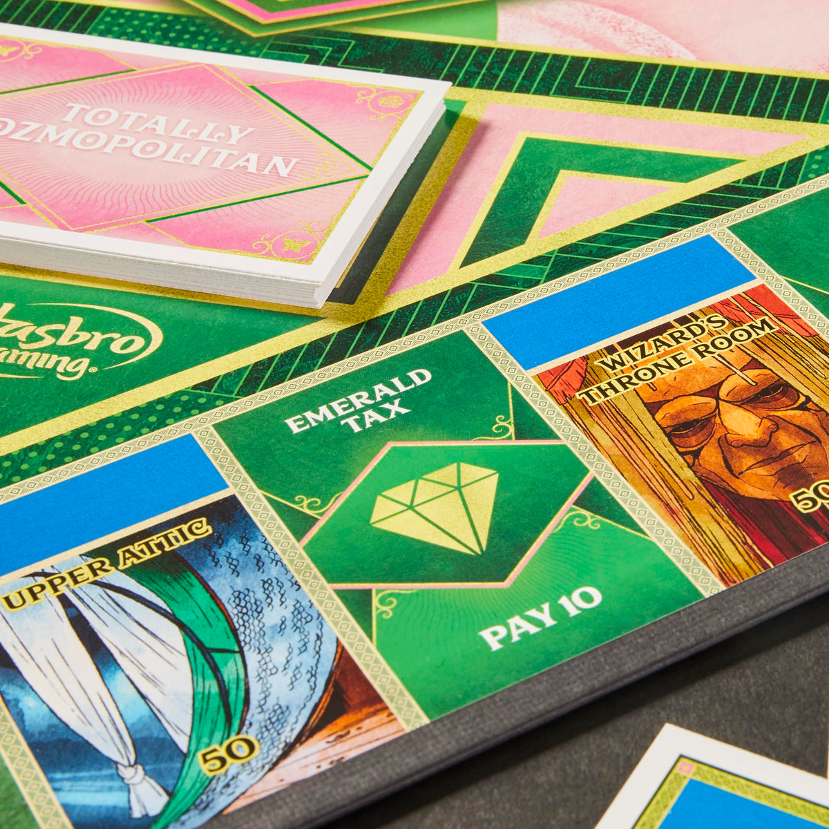 Monopoly Wicked Edition artwork captures Wicked visuals for gifting.