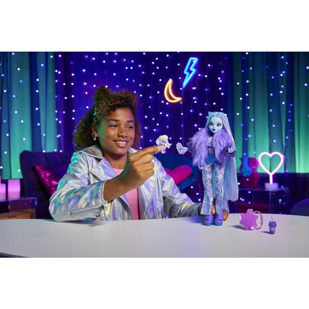 Abbey Bominable snowflake backpack and frosted glasses for glam.