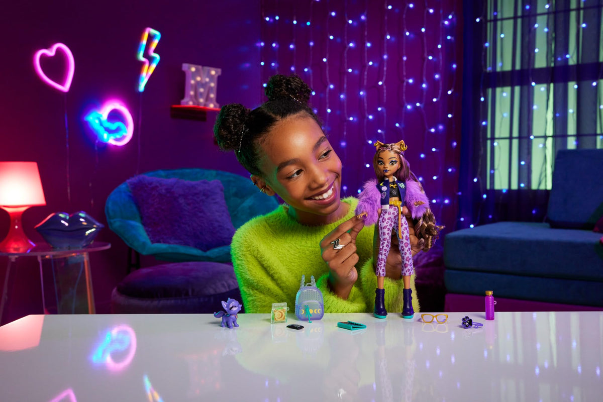 Monster High Clawdeen Wolf doll wearing faux fur jacket for bold styling.