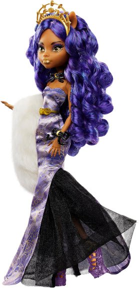 Monster High Clawdeen Wolf headpiece crescent moon completes her look.