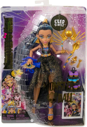 Monster High Cleo De Nile cupcake stand and scepter inspire themed pretend parties