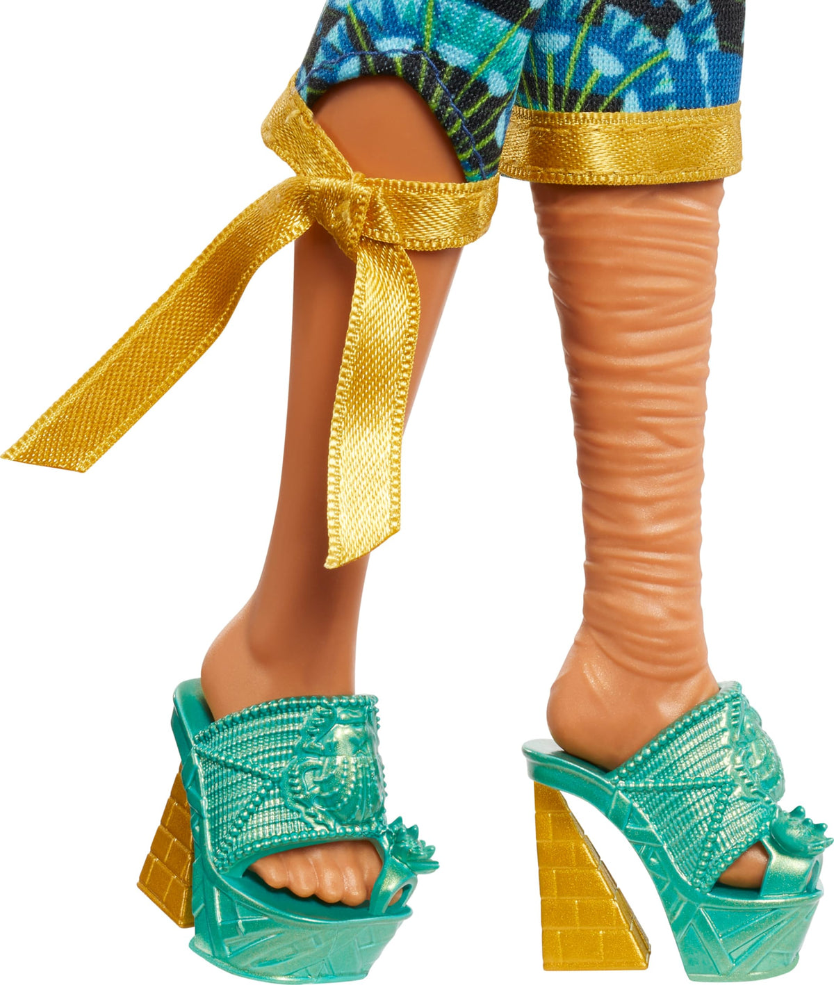 Monster High Cleo De Nile lotus flower snake crown, adds glam for photos.
