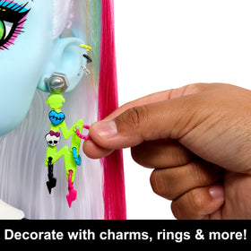 Monster High Frankie Stein jewelry adds creepy-cute accents