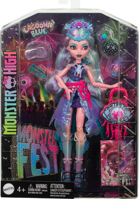 Festival snacks and accessories inspire pretend picnics and photos with Lagoona
