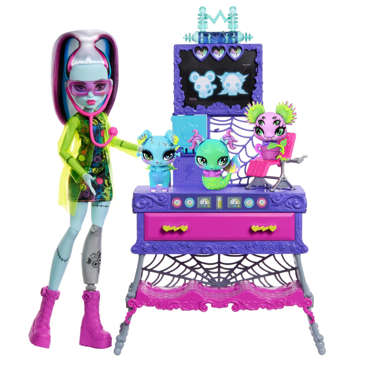 Monster High Make-A-Monster Pet Playset featuring Frankie Stein doll visual focus supports imaginative creature design