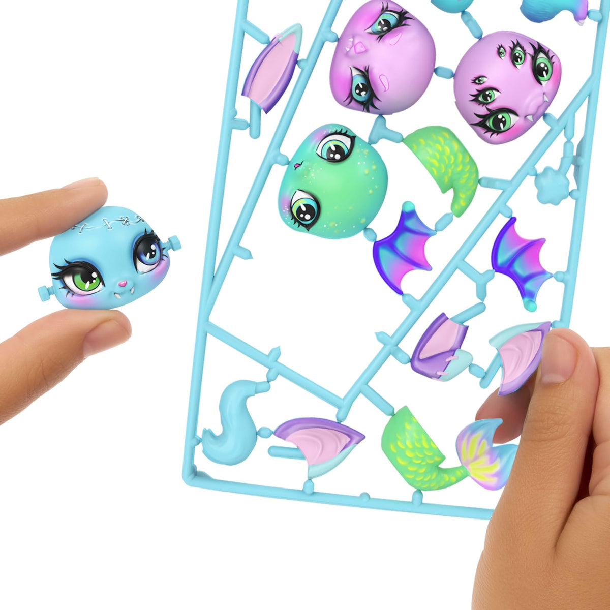 Monster High Make-A-Monster Pet Playset stethoscope visual focus adds pretend care and heartbeat checks