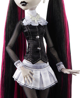 Count Fabulous bat companion adds gothic charm to shelf display