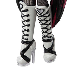 Draculaura outfit with black vest and lace-up boots for versatile display