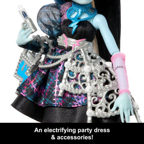 Monster High Scary Sweet invites with balloon and birthday card support party setup.