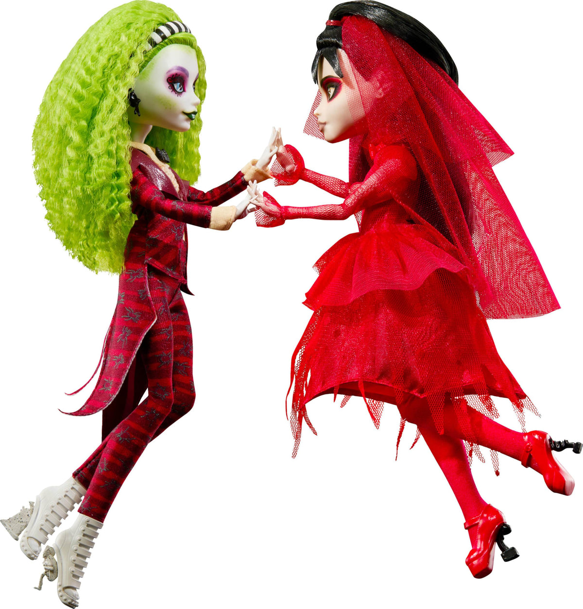 Beetlejuice heart prop and accessories enhance display-ready storytelling on the doll set.