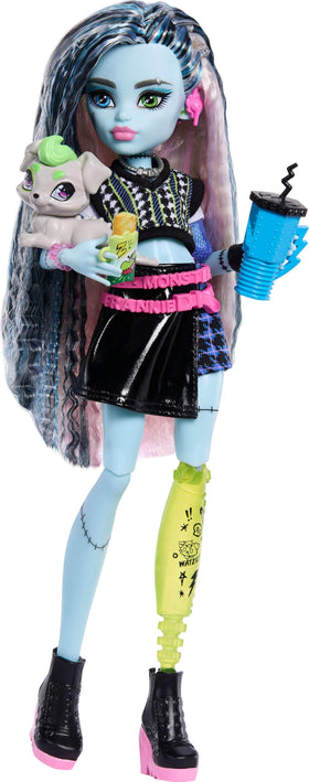 Monster High Watzie puppy joins Frankie Stein for cooperative play adventures